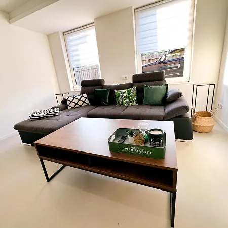 Moderne In Hdz&klinik Naehe *