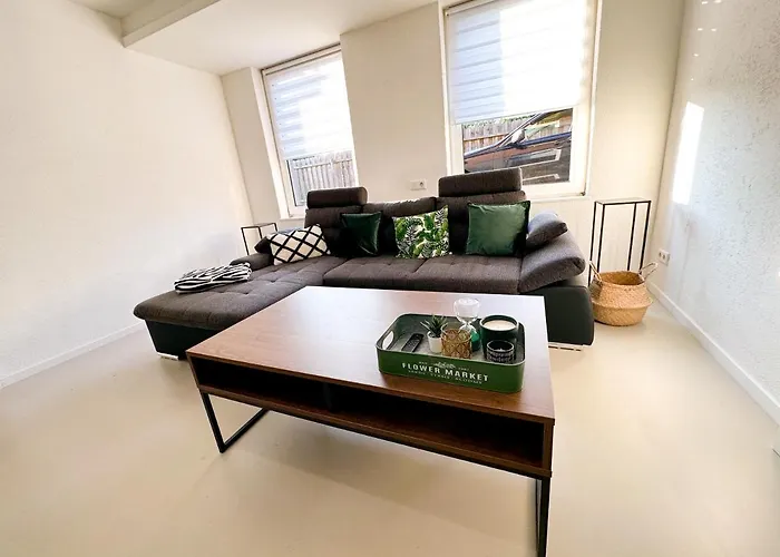 Moderne In Hdz&klinik Naehe *